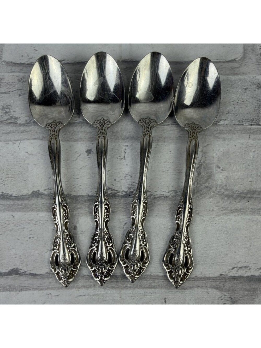 Oneida Michelangelo Vintage Teaspoons Stainless Steel Flatware Set of 4